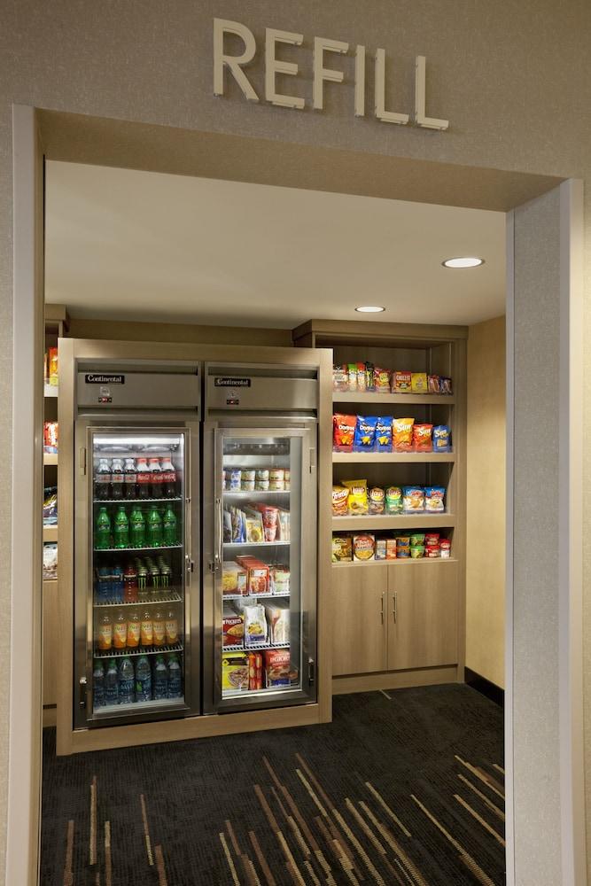 Express Airport-blue Lagoon Area By Ihg Hotel Miami Springs