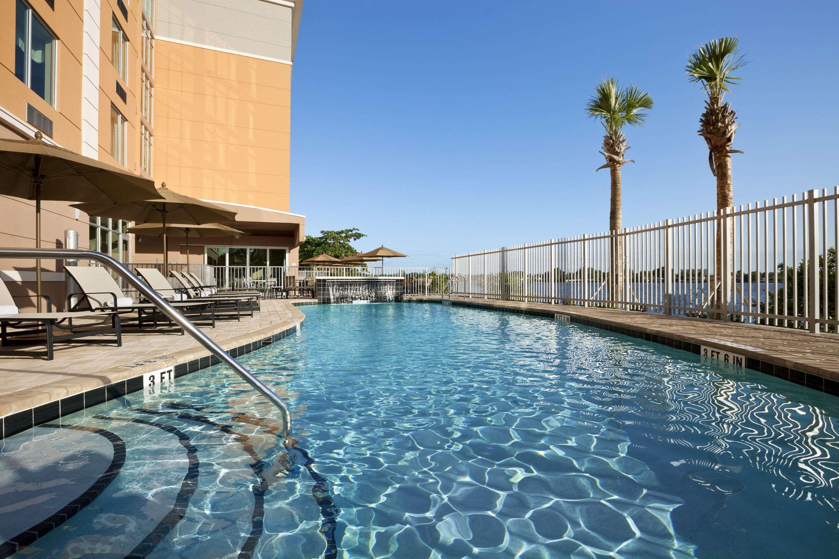 Express Airport-blue Lagoon Area By Ihg Hotel Miami Springs