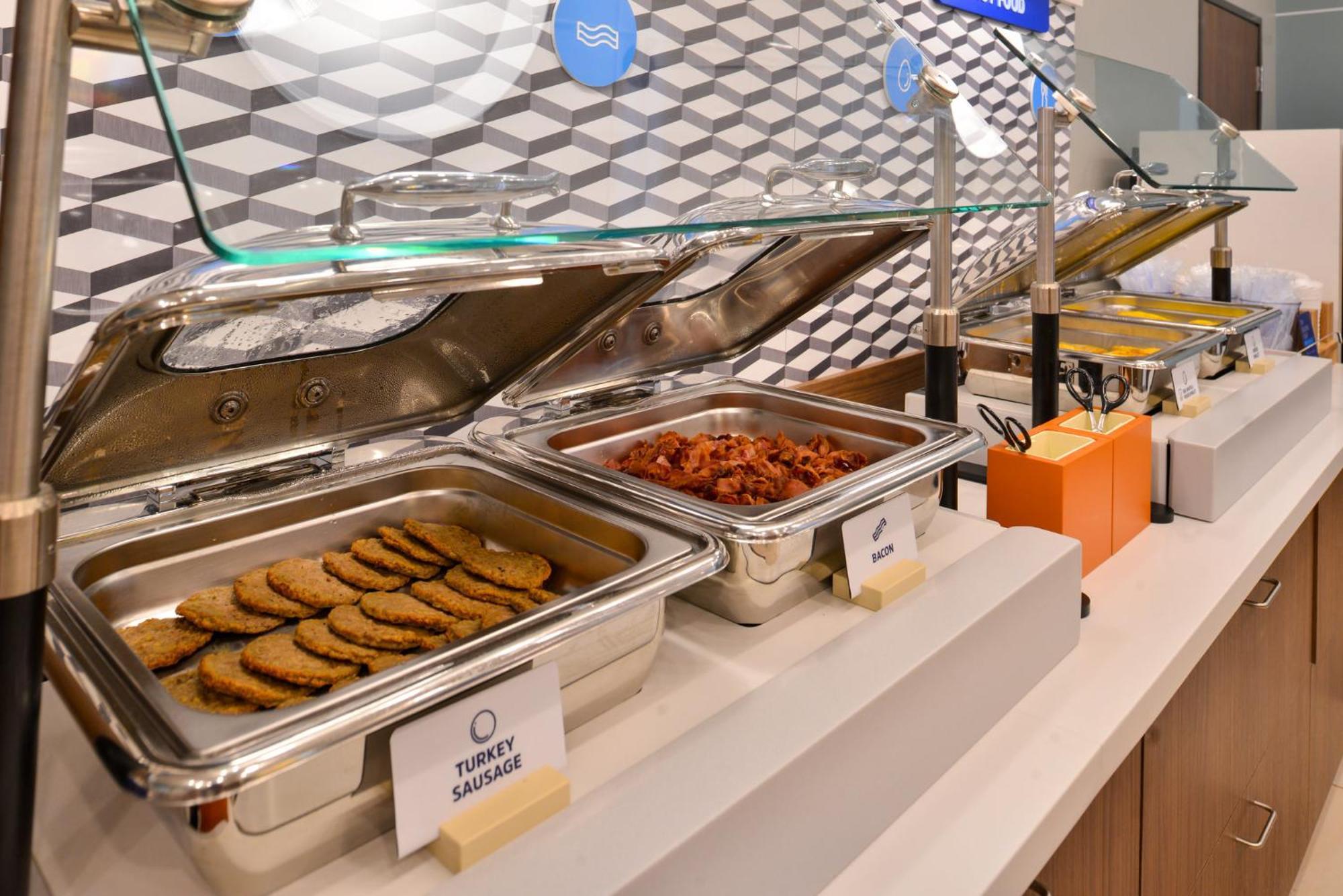 Express Airport-blue Lagoon Area By Ihg Hotel Miami Springs