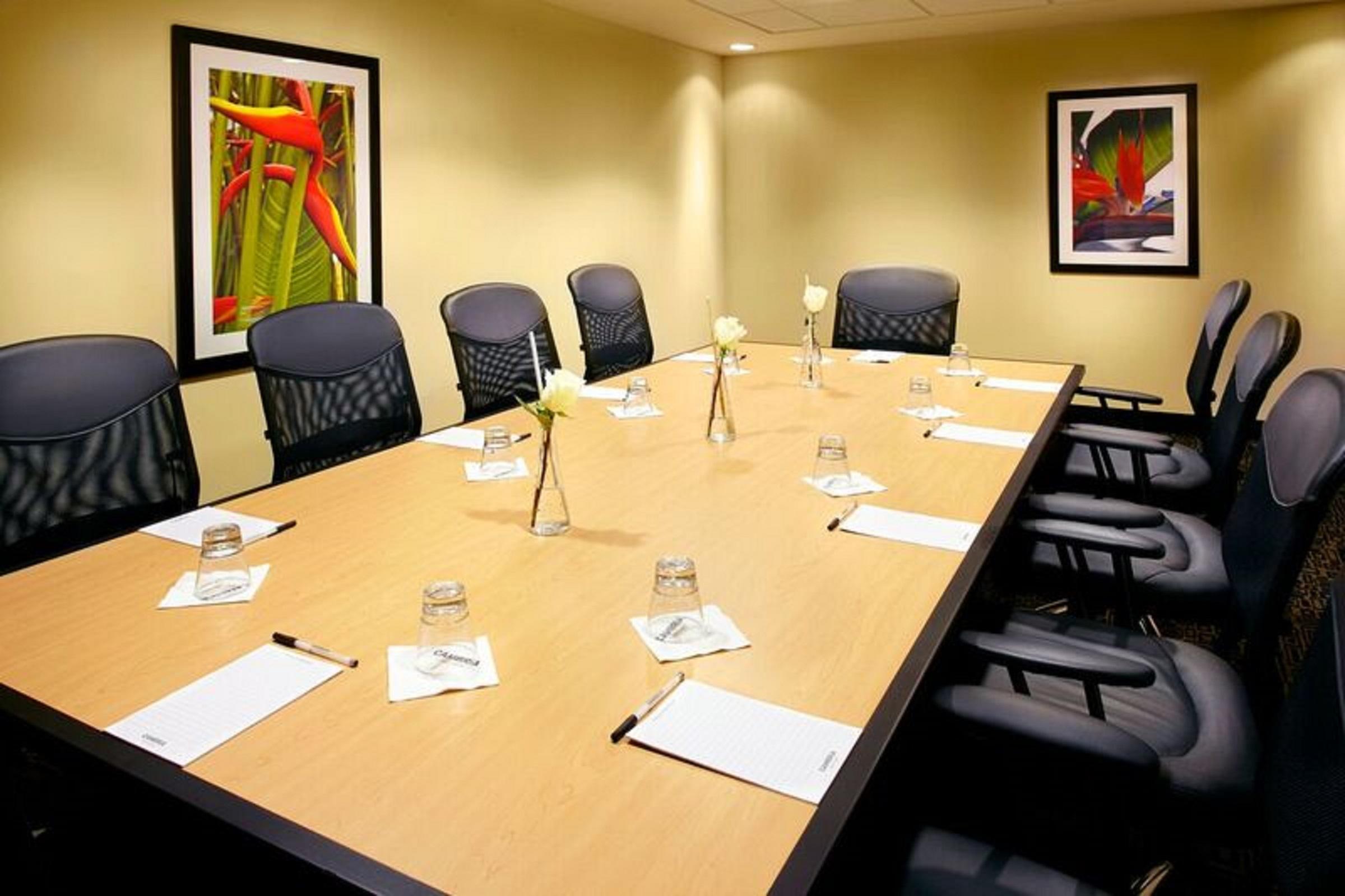 Hotel Express Miami Airport-blue Lagoon Area By Ihg