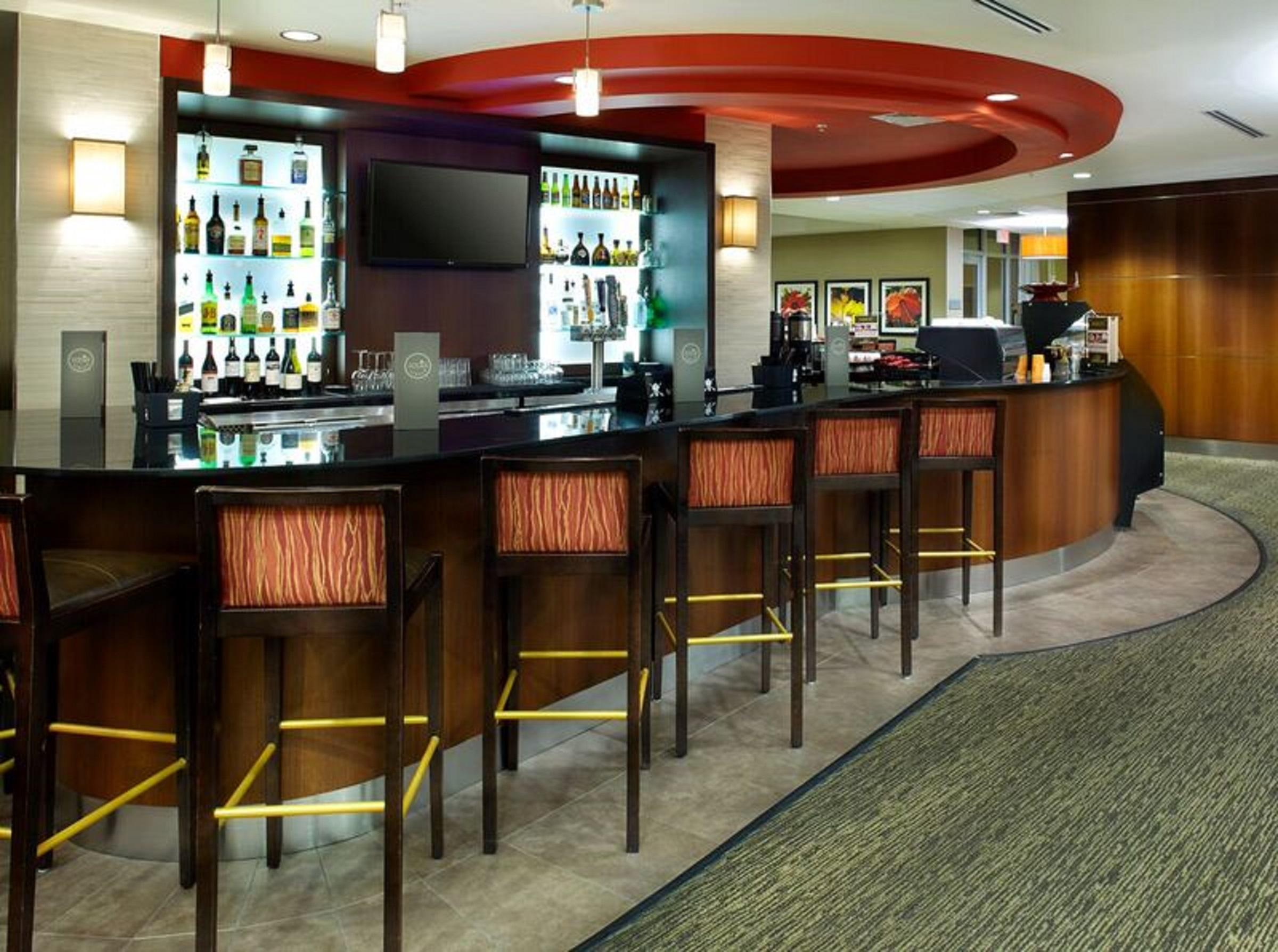 Express Miami Airport-blue Lagoon Area By Ihg