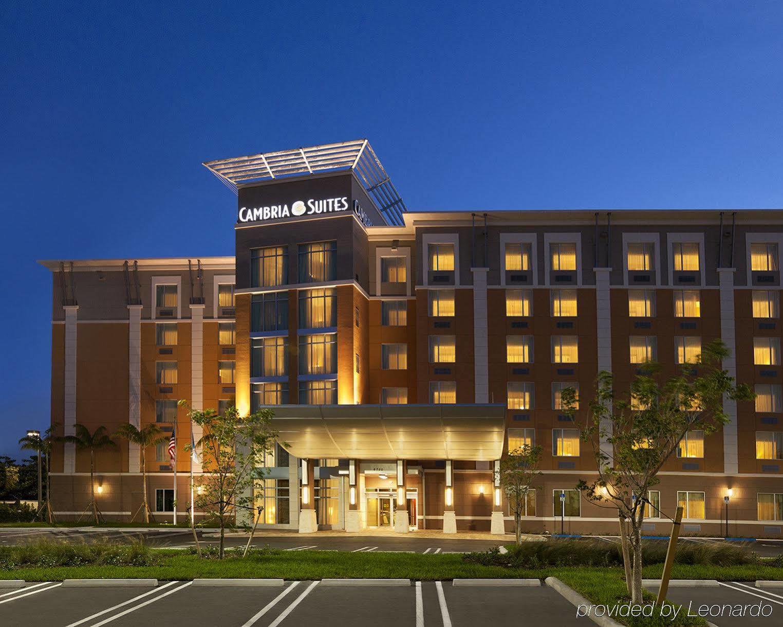 Hotel Express Miami Airport-blue Lagoon Area By Ihg