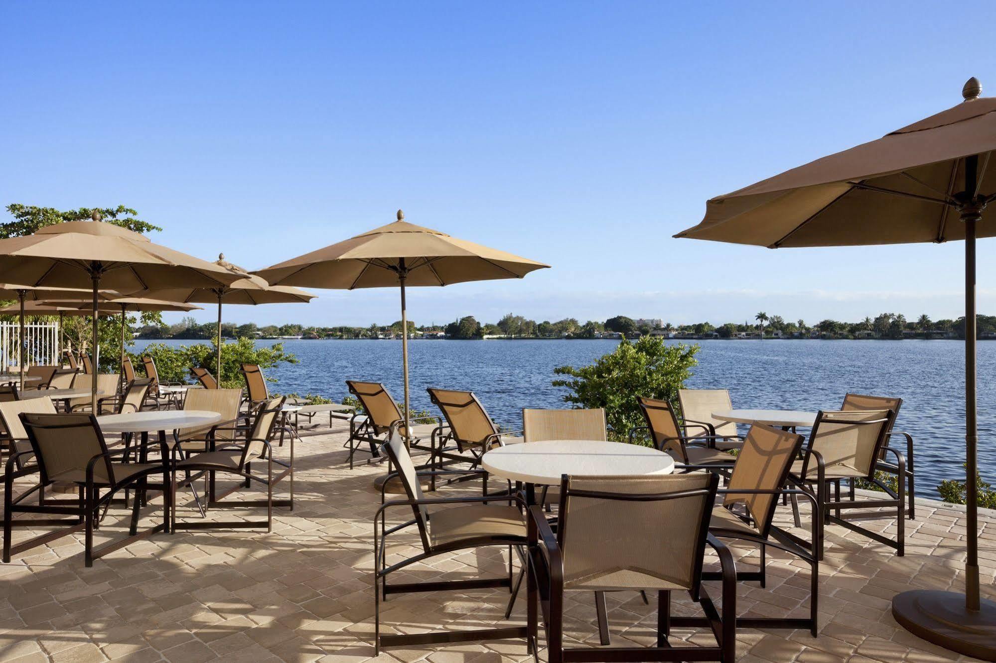 Express Airport-blue Lagoon Area By Ihg 4* Miami Springs